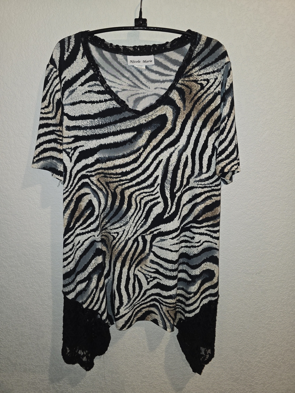 Nicole Marie Animal / Zebra Print Lace-Trim Asymmetric Tunic Top - Size Medium